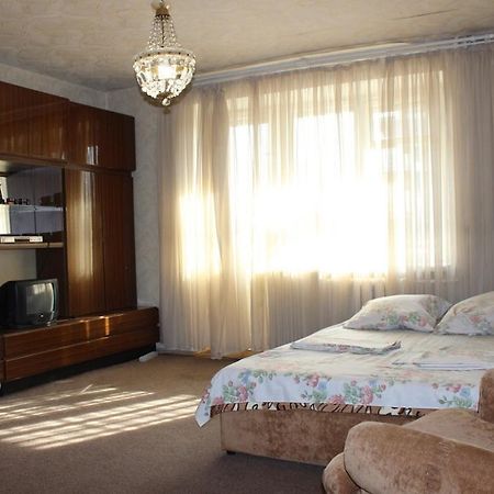 Apartment Near Opera Hause Dniepropietrowsk Zewnętrze zdjęcie